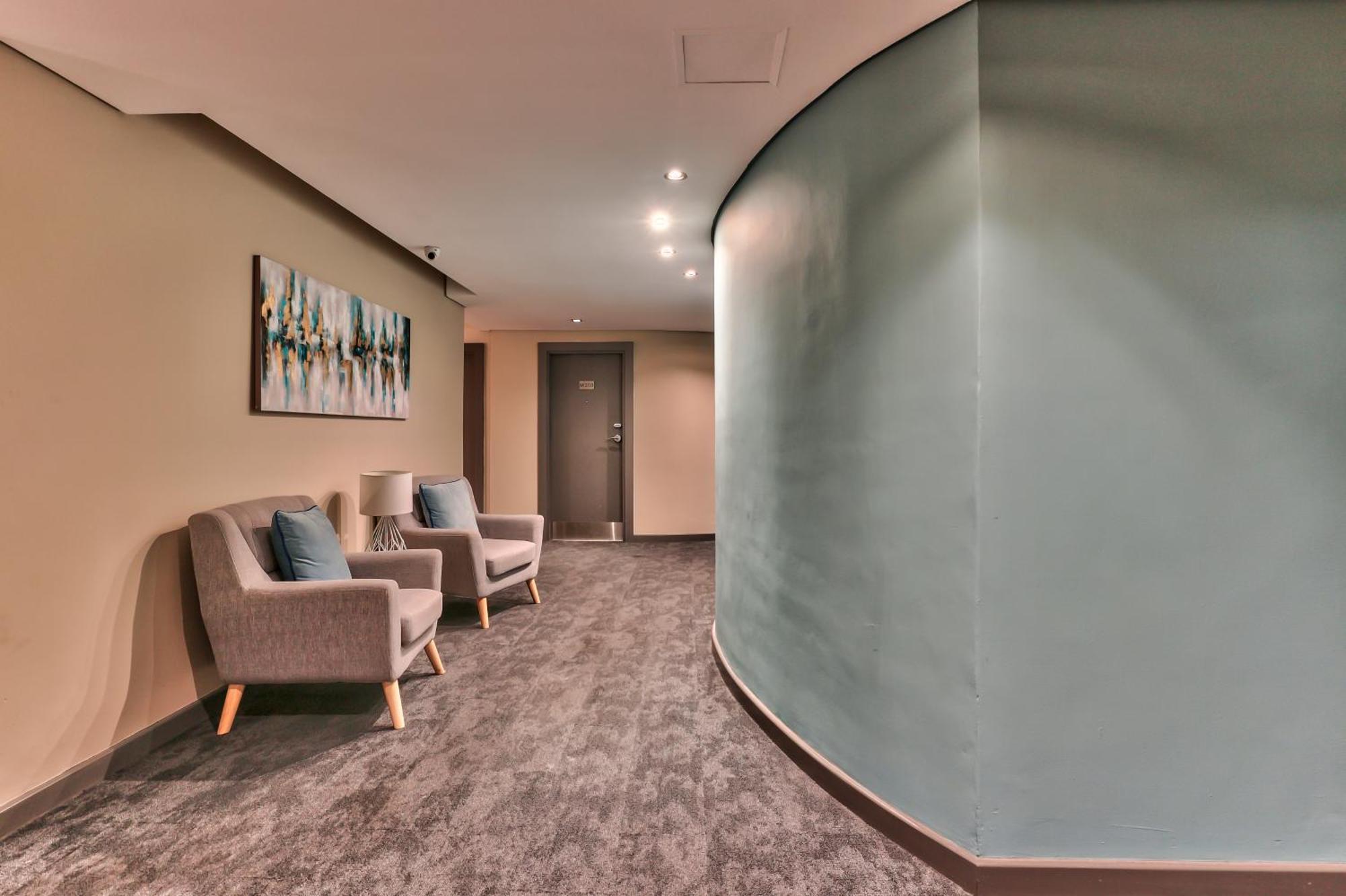 Wink Aparthotel Foreshore เคปทาวน์ ภายนอก รูปภาพ