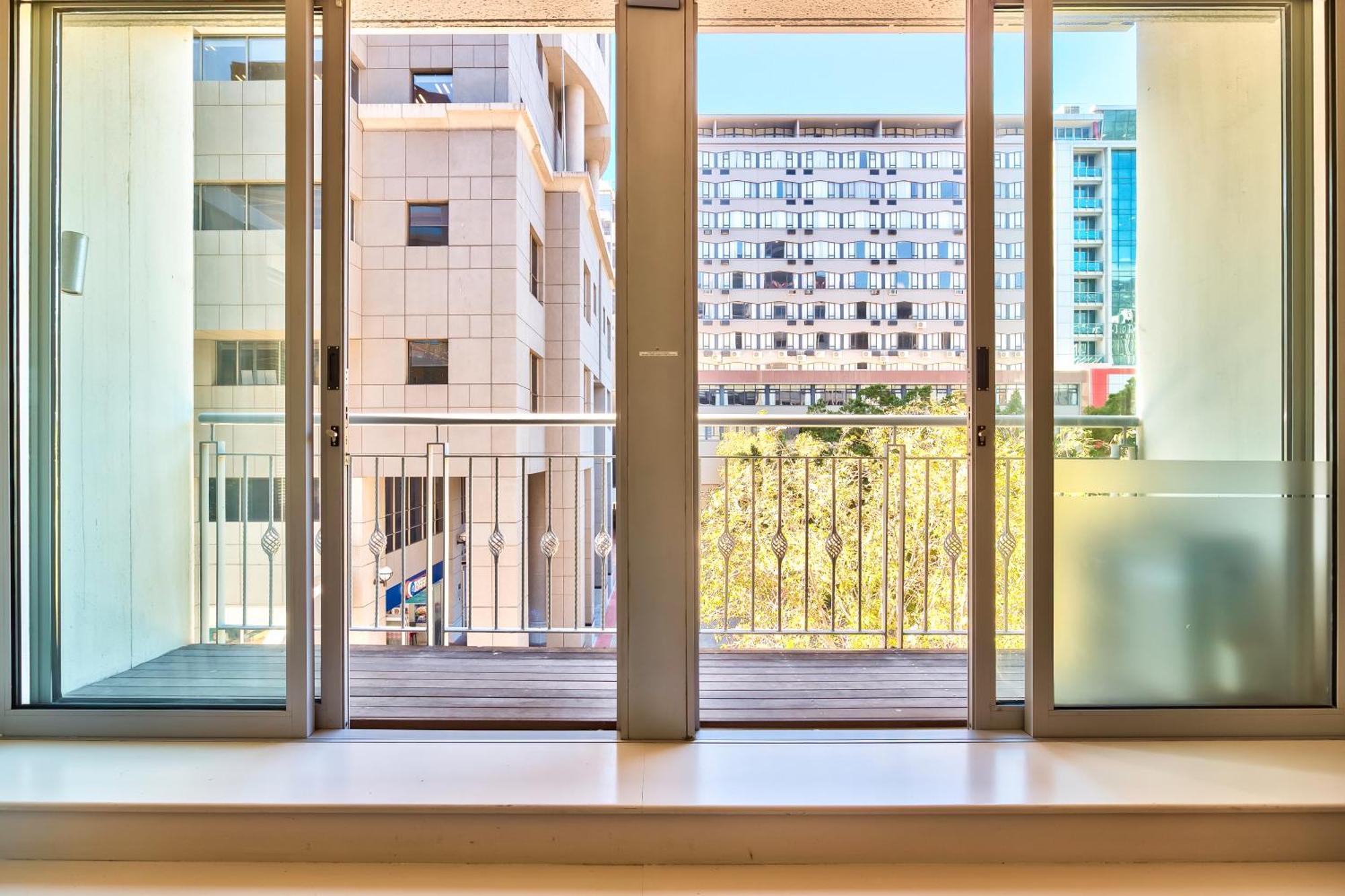 Wink Aparthotel Foreshore เคปทาวน์ ภายนอก รูปภาพ